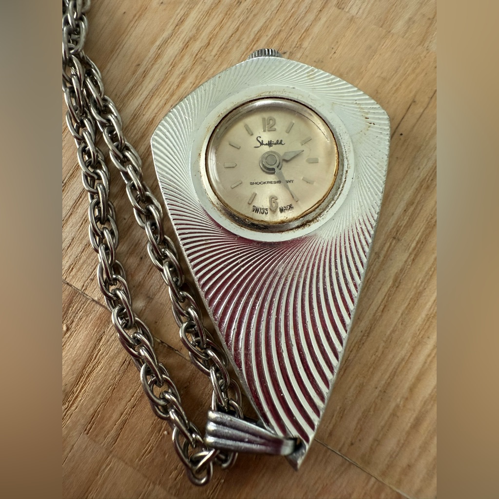 Vintage Sheffield Ladies Silver Tone Watch Pendant Necklace Winding Mechanical